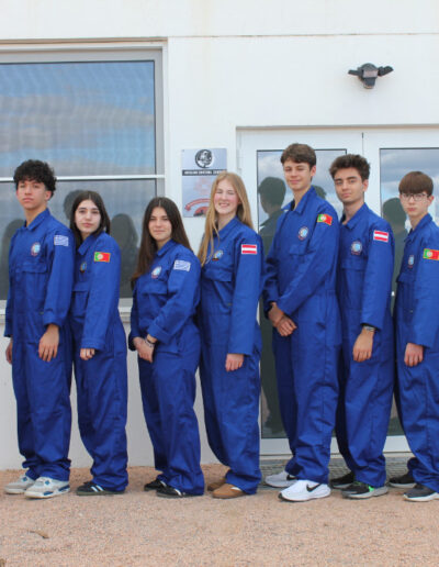 Students in front of the Monsaraz Analog Research Station