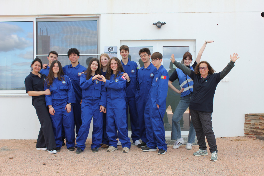 Group photo with the teachers